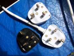 3 pin electrical plug 13 Amp un-wired UK type