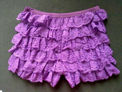 Ruffled panties