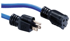 plug / power cable/extension cord