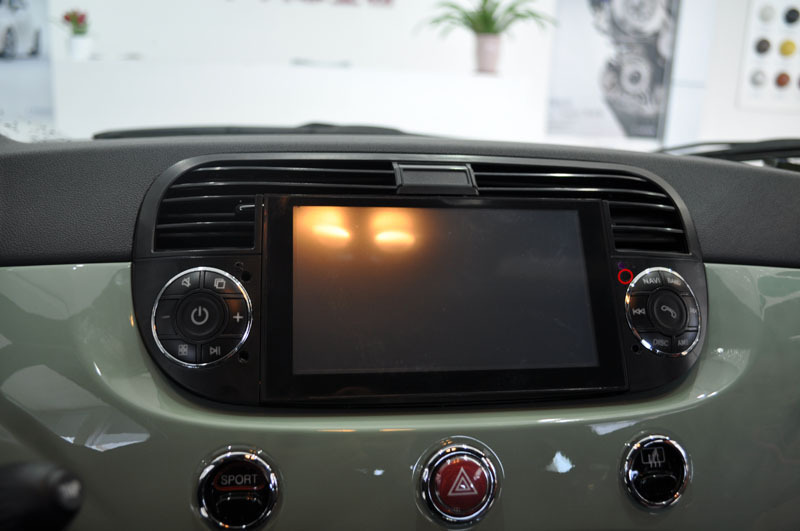 fiat 500 gps installer