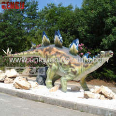 Life size dinosaur animatronic Stegosaurus