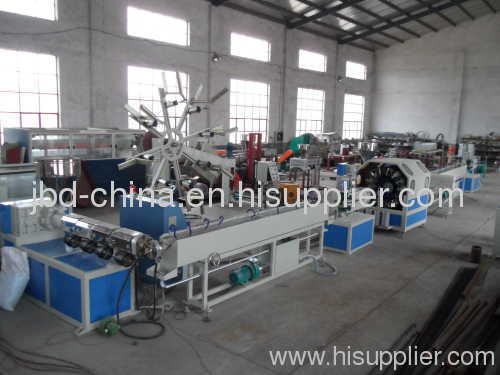 PVC fiber enahncing soft pipe production line