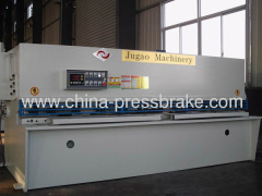 hydraulic shearing machine