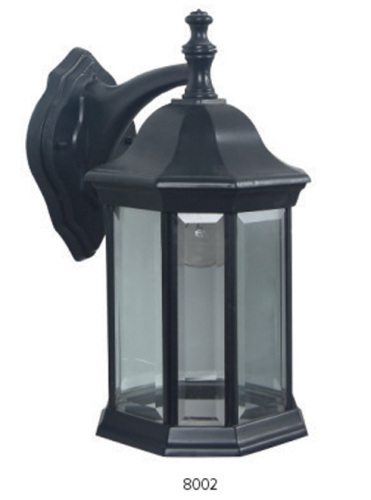 GARDEN LANTERN