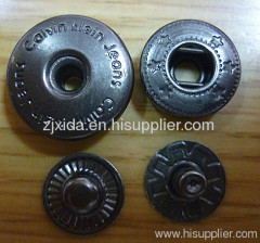 metal snap buttons