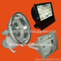 Electrodeless induction flood lamp