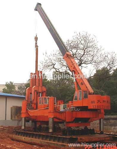 Hydraulic pile driver