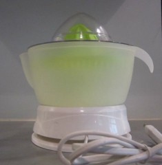 Electric Citrus Juicer