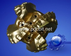 PDC drill bit