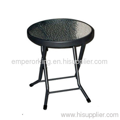 Round folding table