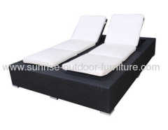 double rattan lounge chair