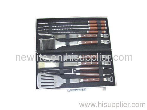 BBQ tools set case