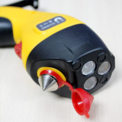 Emergency hand crank dynamo flashlight