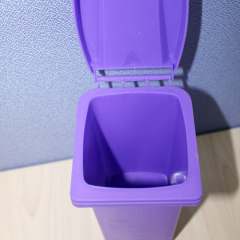 Trash can shaped pen holder for recycled pen