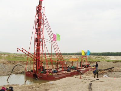 Drilling barge