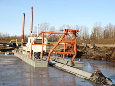 Cutter suction sand pumping ship