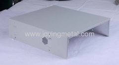 Telecom equipment chassis