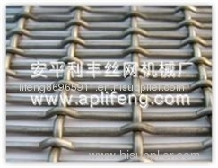 Crimped wire mesh