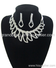 bridal jewelry/necklace set/