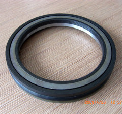 Oil seals for heavy vehicles