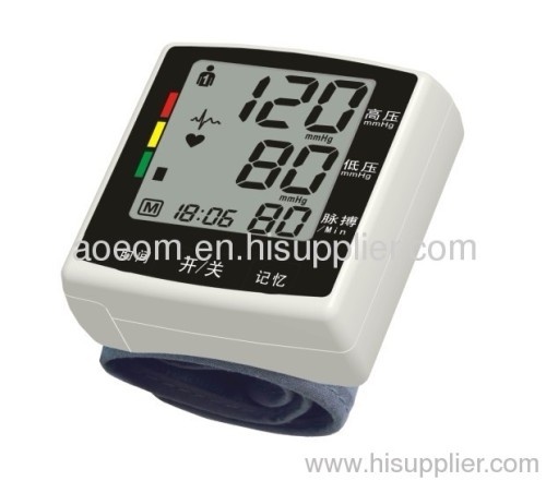 wrist blood pressure monitor