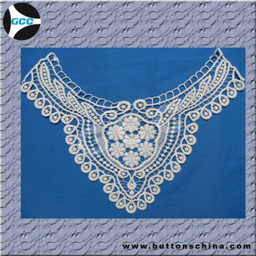 Neckline lace