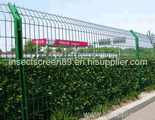 welded wire fence
