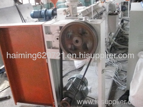 PP pipe extruding machine