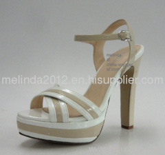 White Chunky Heel Fashion Sandals