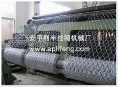 Heavy hexagonal wire mesh machine