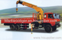 EQ1161FFJ CRANE TRUCK