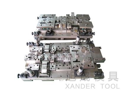 Auto stamping mould and die