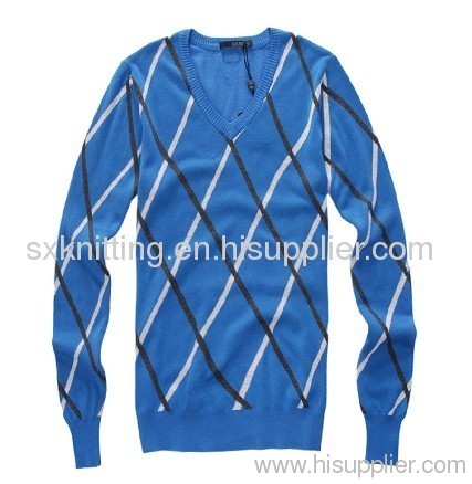 Men's round neck long-sleeved knit sweater