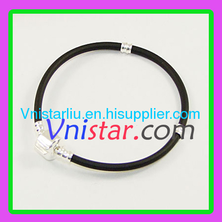 Silver plated copper clasp and rubber bracelet JB128