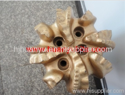 Hi ! look! We supply PDC bits with 8 blades high penetrating power