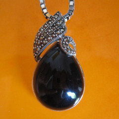 925 Thai silver jewelry,black onyx and marcasite pendant necklace
