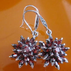 Thai silver garent and marcasite earrings,925 Thai silver jewelry