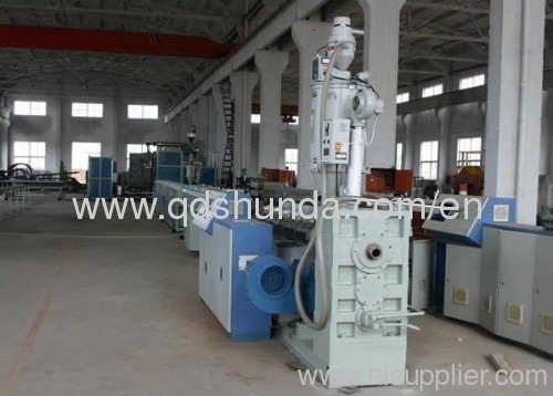 Plastic PE water supply pipe extruder Line