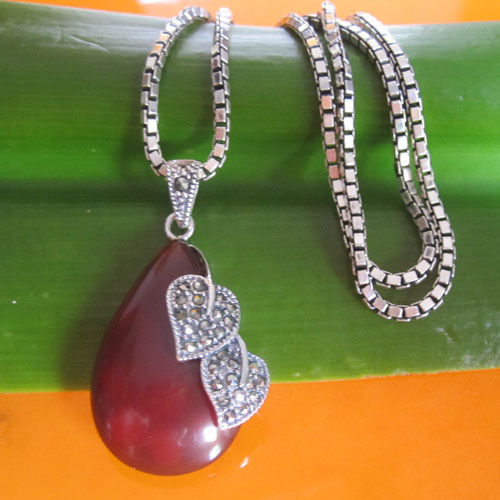 925 Thai silver with garnet pendant necklace,sterling silver jewelry