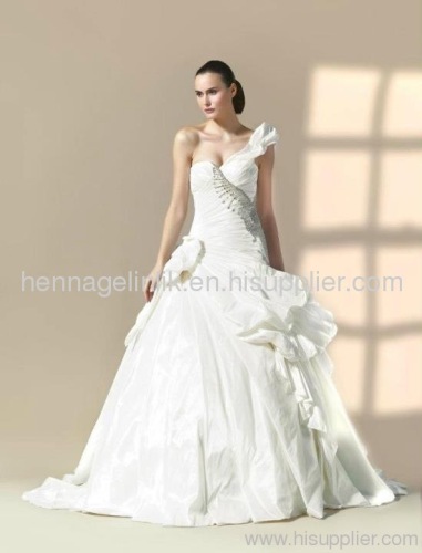 Wedding Dresses/ Apparel/ Bridal Wear