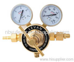 Oxygen regulator