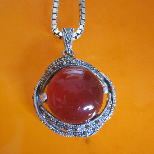 925 Silver Pendant with garnet and Marcasite,925 Thai silver jewelry