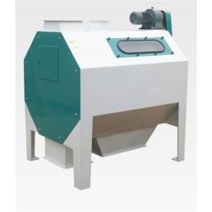 Rice milling machine for pre-cleaning