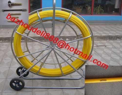 Reels for continuous duct rods