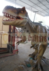 amusement life size dinosaur