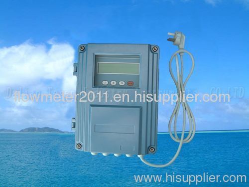 Wall-mount ultrasonic flowmeter