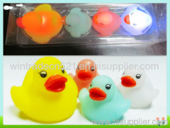 Flashing rubber duck set