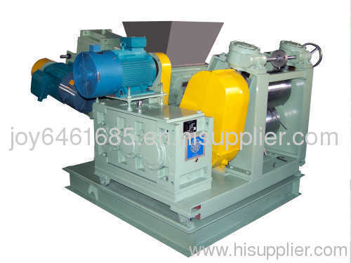 Rubber auto-feeding sheeting machine