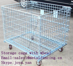 Storage cage with wheel