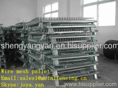 Wire mesh pallet